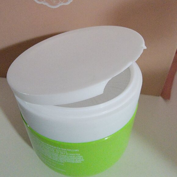 NatureWell Dreamy Radiating Body Cream - 6oz Sealed Jar - Picture 8 of 9